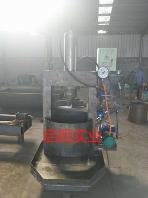 牛油導(dǎo)熱油動物油煉油鍋基本配置有哪些
